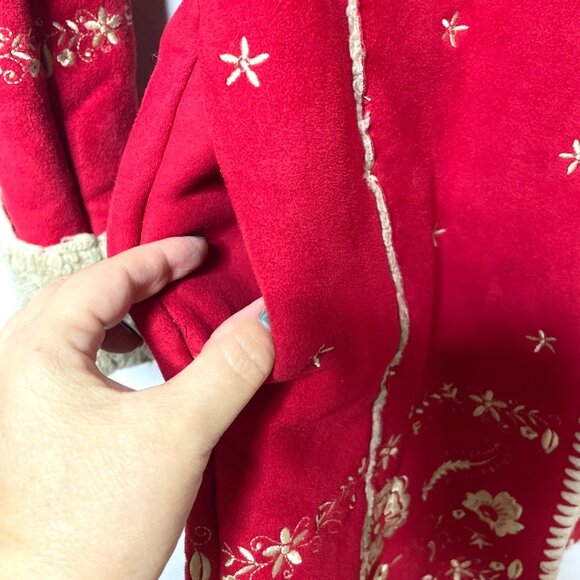 Vintage Y2K Gap Kids Red Embroidered Hooded Coat Sherpa Lined Long Sleeve Size 8 - Picture 4 of 6